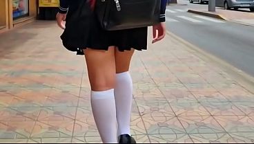 Ella Me dijo Solo unos besitos, Pero Termino Dandome El Culo!! Colegiala Es T&iacute_mida Pero Saliendo De Clases Coge Como Puta!! La mas estudiosa del sal&oacute_n! - Video casero