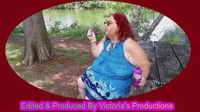 Spring Time I Love to Blow Bubbles in the Park for You!