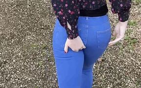 Outside pee in jeans