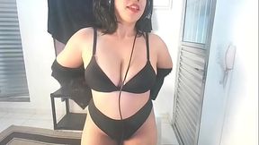 Cavalona gostosa fazendo brincadeiras