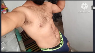 Onani, desi, hårete, pappa – Anal trekant for modne asiatiske gutter