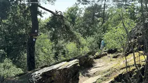 Big Ass Girl takes cock at the viewpoint - so Risky Sex :P