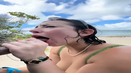 Brunette Chick Sucking Dick At The Beach