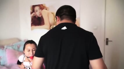 Gold Beauty  Kinky4Ever