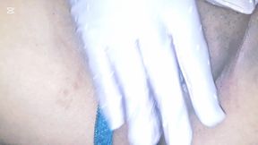 Bella Khalifa Wide Opens Her Pussy and Insert Finger