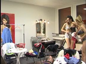 Amazing vintage babes behind the scenes