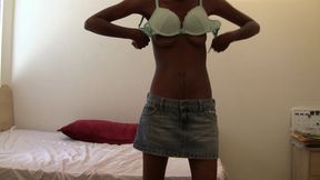 Chi Hairy Black Pussy