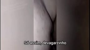 Novinha sofreu muito no anal, mas aguentou at&eacute_ o neg&atilde_o gozar no cu dela