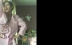 Beautiful Asian Ladyboy Dancing