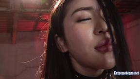 ”Idol Shiomi Akari Likes Being Punched”