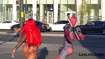 LEXLAFLAMEE vs DEADPOOL fight/FUCK outside who do you think won