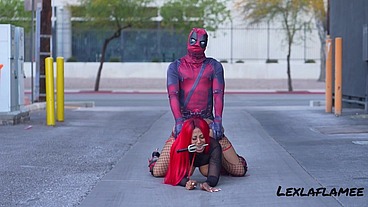 LEXLAFLAMEE vs DEADPOOL fight/FUCK outside who do you think won