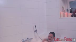 Tranny spunks in bath