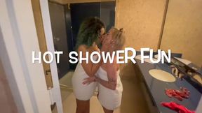 Hot Shower Fun 👯‍♀️