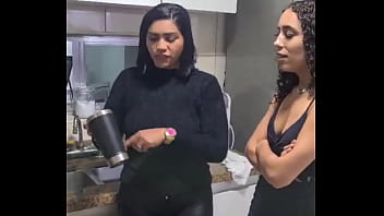 Resenha entre amigas mas logo vamos entrar na vara