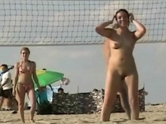 Candid beach spy crotch  wide open cameltoe