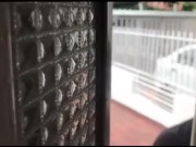 la vendedora de muebles salió cariñosa yo como buen caballero la atiendo y le doy su mamada de culo