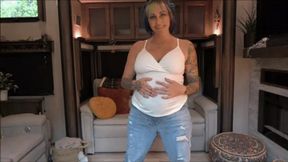 30 Week Pregnant Bumpdate (mp4)
