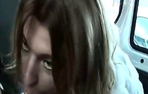 La figlia di samantha fa' una pompa nel parche