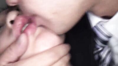 Homemade sex video shows a lovely Asian MILF in action