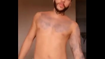 Quem &eacute_ esse deus grego?