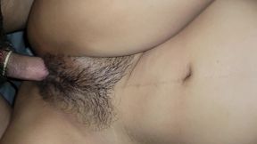 cunada abrio las piernas y le dijo a su cunado que la penetrara muy rico