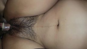 cunada abrio las piernas y le dijo a su cunado que la penetrara muy rico