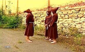 Nun chick loves to bang hard in outdoor fuck