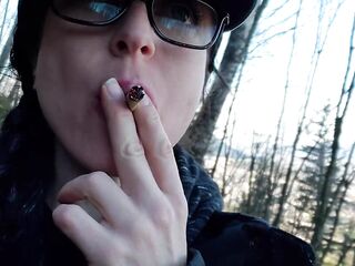 Nerdy Faery Has a Smokin' and Pee Fetish