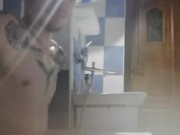 Bath SHOW GayBoy iulianloveeu from Chaturbate ^_^ Fallow me guyys!
