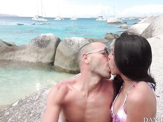 KISS GREATER QUANTITY - Danika Mori