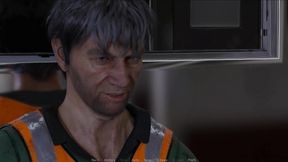 The East Block: Construction Worker Pull His Dick Out To The Hot Girl In The Metro