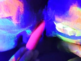 Hawt tinder college floozy collabs using glowing sex-toy