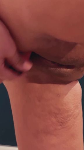 Key moment from &quot;Hot Turkish Girl Sexy Dance&quot;