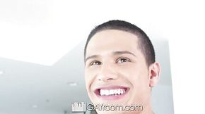 Hot Guy Attempts To Take 10 Inches