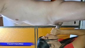 AT THE GYM I GIVE MY STEPFATHER A GREAT BLOWJOB WHILE THE TRAINER IS WATCHING US ( SHEER COMPLETE VERSI&Oacute_N)