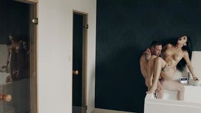 street hooker julia fucked and creamed in pussy and asshole by a big cock