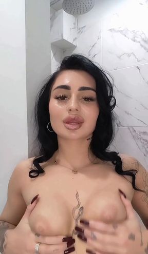 Hot amateur girlfriend teases on OnlyFans