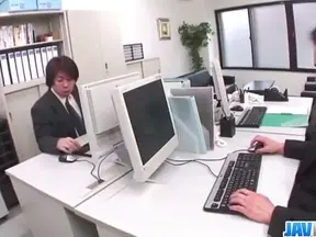 Hot Ran Minami Craves Cock Deeply for Insatiable Pleasures