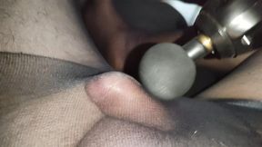 Cuming in pantyhose with massage gun 4k