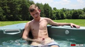 Hot Solo From Sexy Newcomer With A Huge Dick