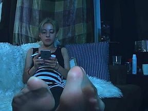 Vale Castiblanco - Worship my petite latina sheer peach nylon soles