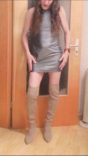 Grey for Miss Antonett