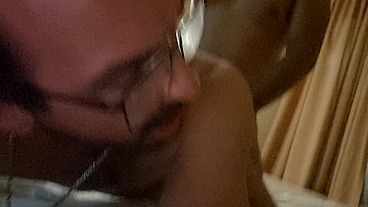 PASTOR PEDIU UMA MASSAGEM, NA VERDADE ELE QUERIA ERA FODER O FIEL.