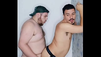 Comendo o Rabudo Em P&eacute_ Depois da Balada - Parte 2 (COMPLETO NO SHEER E RED)