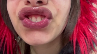 I make phlegm faces ASMR