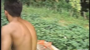 Horny🥵 slut lures burly gardener inside and rides his massive cock🍆