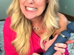 Brandi Loves the Dual Thrusting wand