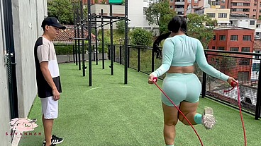 Personal coach fucking the huge fat ass of sexy Savannah Watson - Anal Sex
