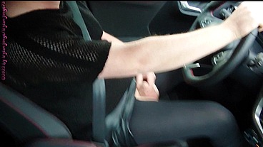 Sexy Frivol im Auto ** Crossdresser **